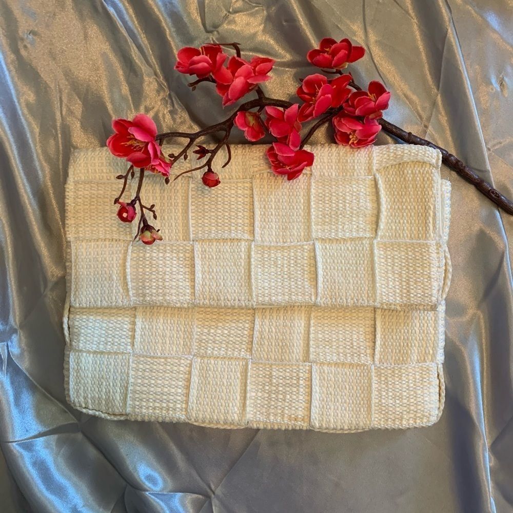 ITALIAN CLUTCH Basket weave Italian clutch
